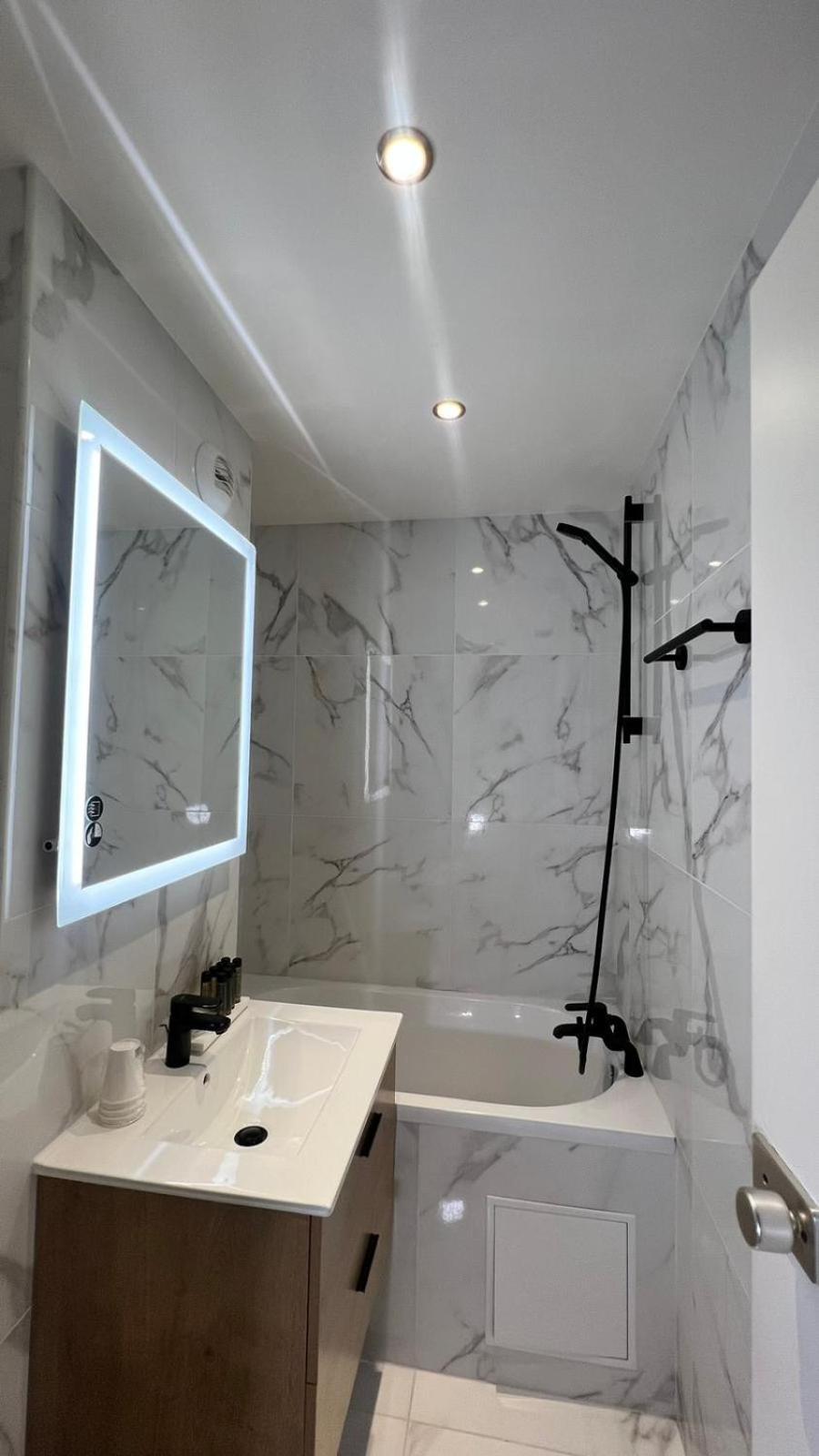 Hotel Lebron Paris Luaran gambar